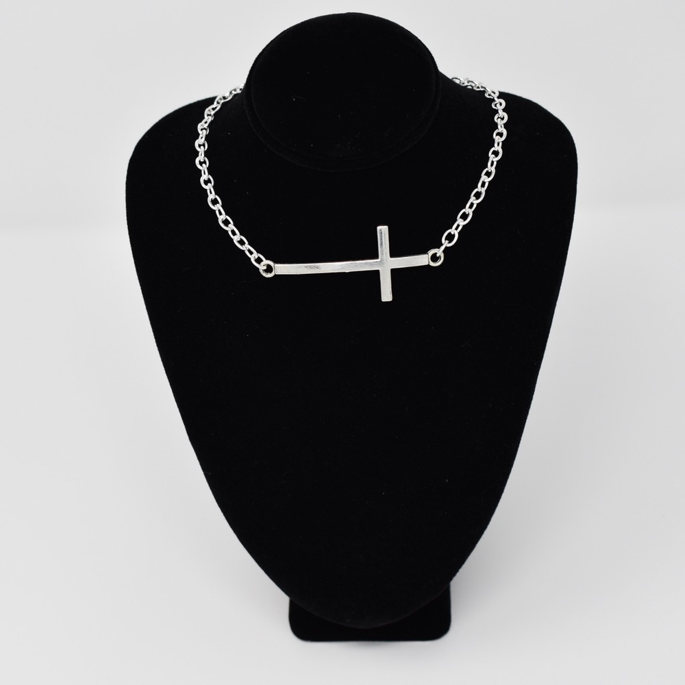 Silver Finish Chain and Large Cross Choker